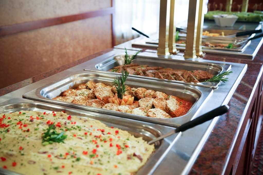 Fluno Center Hotel Madison Restaurant photo