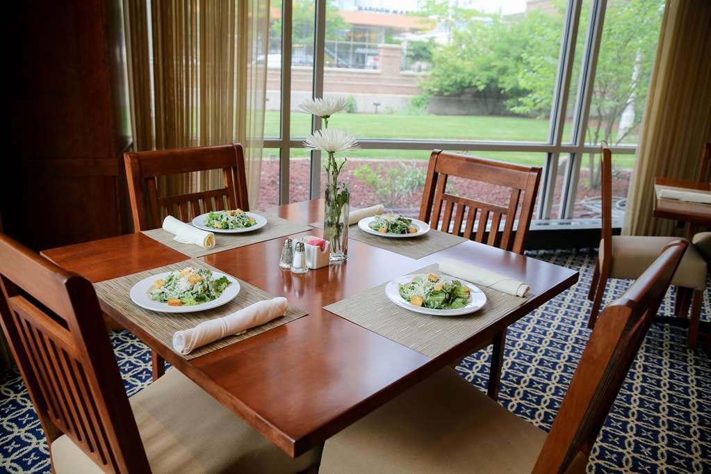 Fluno Center Hotel Madison Restaurant photo